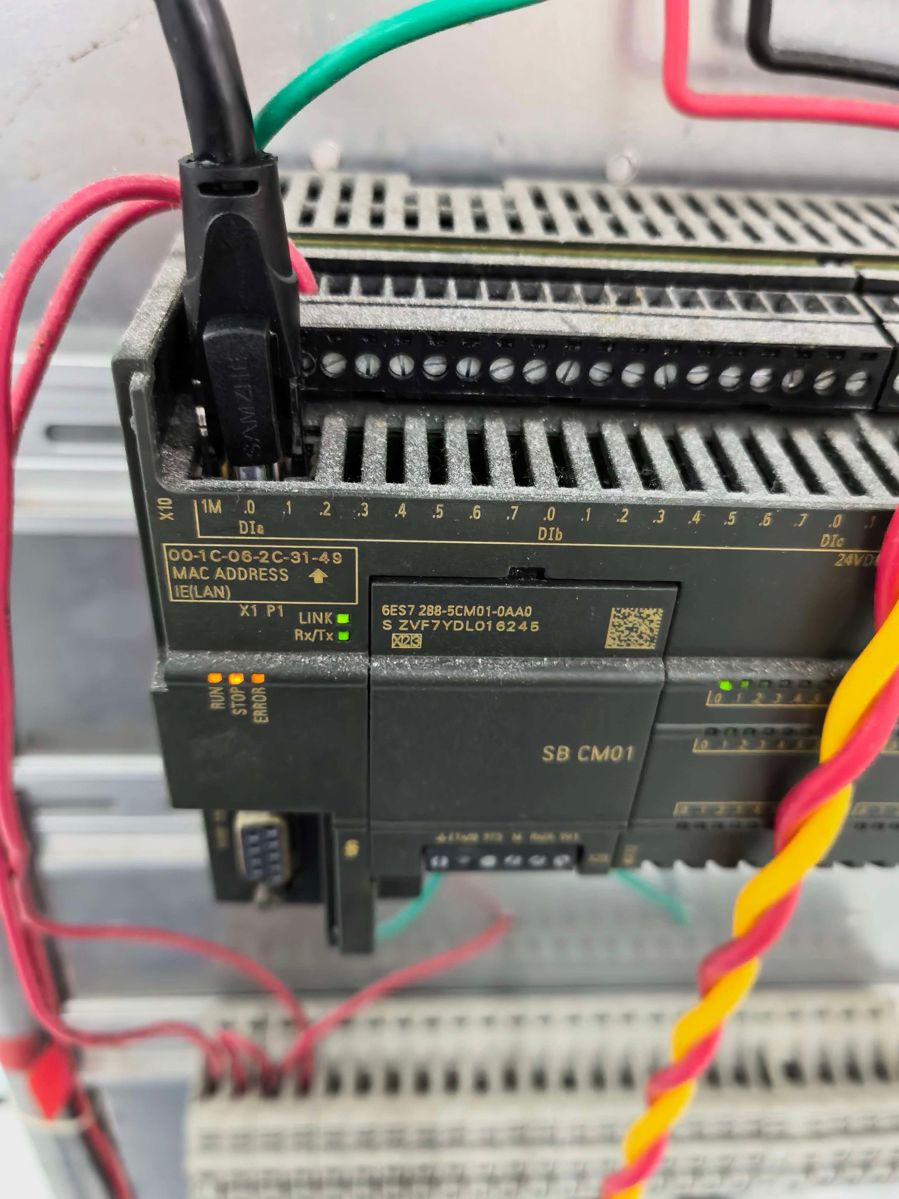 S7-200 SMART CPU 与 SB CM01 信号板